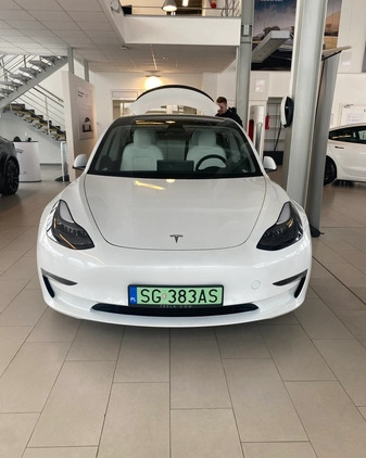 Tesla Model 3 cena 200000 przebieg: 17600, rok produkcji 2022 z Gliwice małe 277